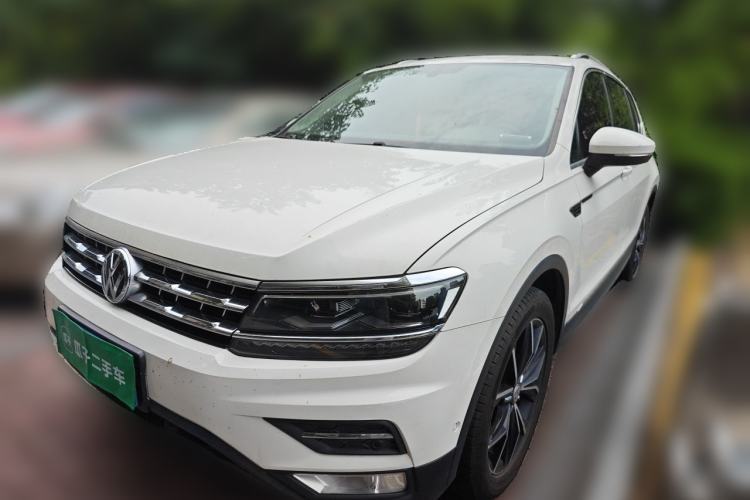 Used Volkswagen Tiguan L 2017 330TSI Automatic Two-Wheel Drive Flagship Edition Guazi used car, China used car export, Used car for sale, Used cars, Cheapest cars for sale
