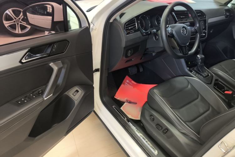 Used Volkswagen Tiguan L 2017 330TSI Automatic Two-Wheel Drive Flagship Edition Driver Seat