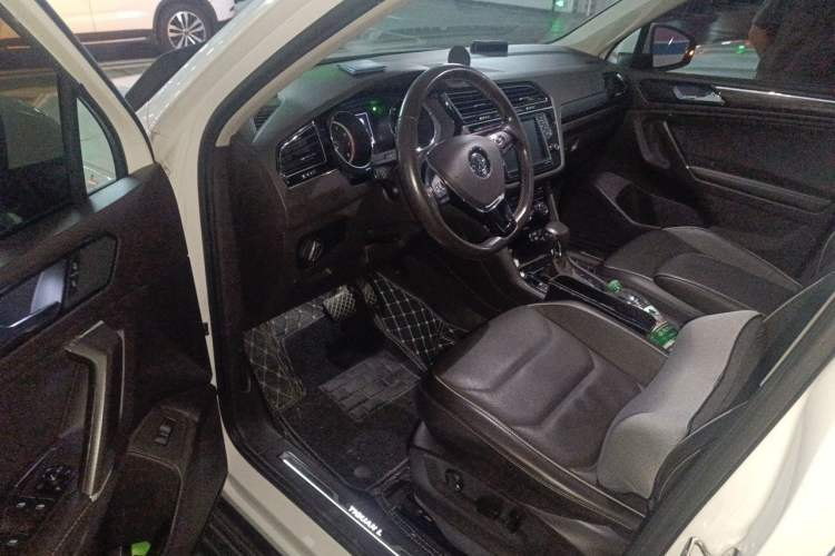 Used Volkswagen Tiguan L 2017 330TSI Automatic Two-Wheel Drive Flagship Edition Driver Seat