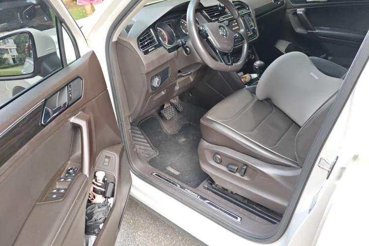 Used Volkswagen Tiguan L 2017 330TSI Automatic Two-Wheel Drive Flagship Edition Driver Seat