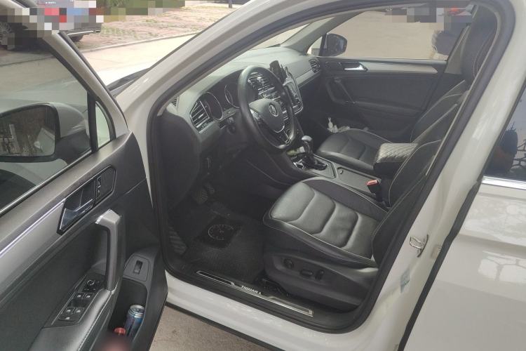 Used Volkswagen Tiguan L 2017 330TSI Automatic Two-Wheel Drive Flagship Edition Driver Seat