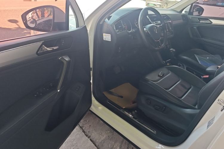 Used Volkswagen Tiguan L 2017 330TSI Automatic Two-Wheel Drive Flagship Edition Driver Seat