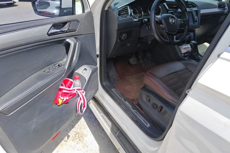 Used Volkswagen Tiguan L 2017 330TSI Automatic Two-Wheel Drive Flagship Edition Driver Seat