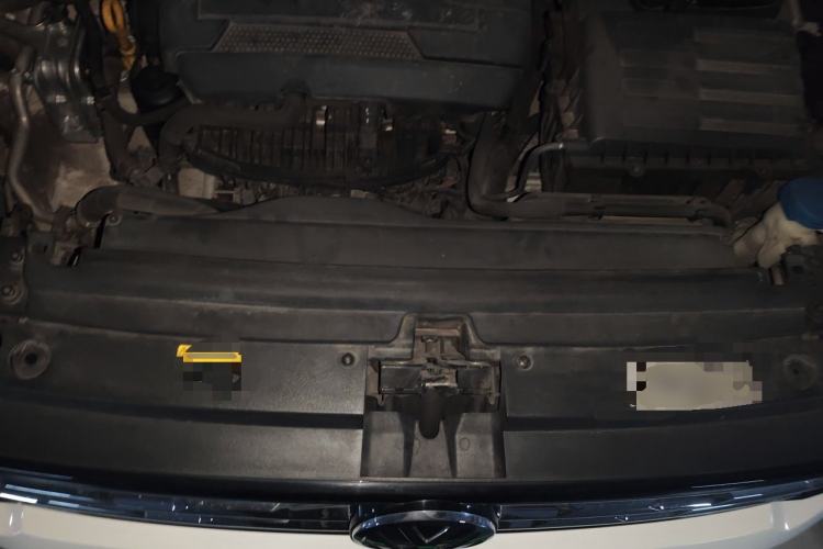 Used Volkswagen Tiguan L 2017 330TSI Automatic Two-Wheel Drive Luxury Edition Engine Bay