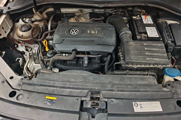 Used Volkswagen Tiguan L 2017 330TSI Automatic Two-Wheel Drive Comfort Edition Engine Bay