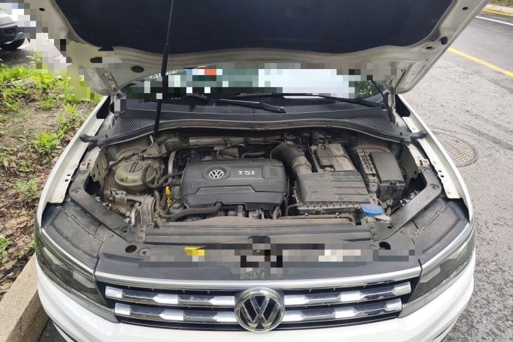 Used Volkswagen Tiguan L 2017 380TSI Automatic All-Wheel-Drive Luxury Edition Engine Bay