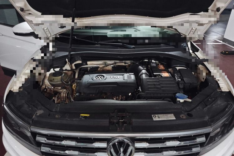 Used Volkswagen Tiguan L 2017 380TSI Automatic All-Wheel-Drive Luxury Edition Engine Bay