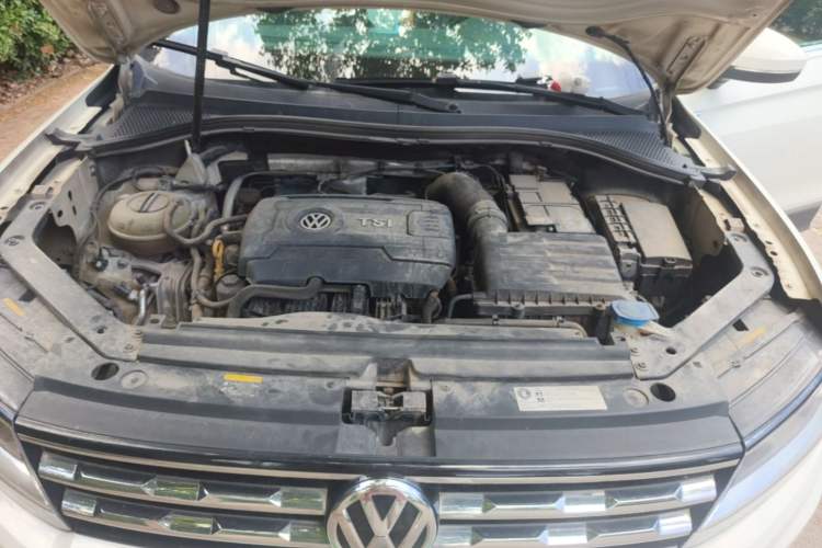 Used Volkswagen Tiguan L 2017 330TSI Automatic Two-Wheel Drive Luxury Edition Engine Bay