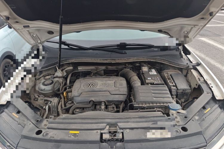 Used Volkswagen Tiguan L 2017 330TSI Automatic Two-Wheel Drive Luxury Edition Engine Bay