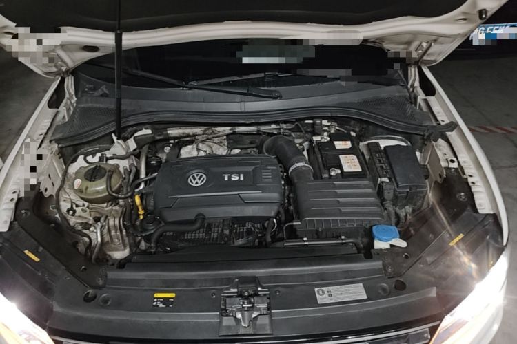 Used Volkswagen Tiguan L 2017 330TSI Automatic Two-Wheel Drive Luxury Edition Engine Bay