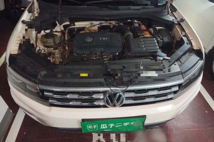 Used Volkswagen Tiguan L 2017 380TSI Automatic All-Wheel-Drive Luxury Edition Engine Bay