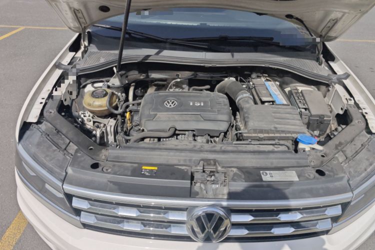 Used Volkswagen Tiguan L 2017 380TSI Automatic All-Wheel-Drive Flagship Edition Engine Bay