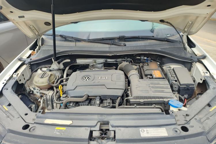 Used Volkswagen Tiguan L 2017 330TSI Automatic Two-Wheel Drive Comfort Edition Engine Bay