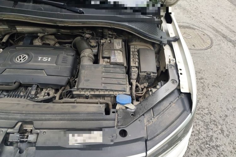 Used Volkswagen Tiguan L 2017 380TSI Automatic All-Wheel-Drive Luxury Edition Engine Bay Left