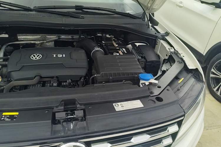 Used Volkswagen Tiguan L 2017 330TSI Automatic Two-Wheel Drive Comfort Edition Engine Bay Left