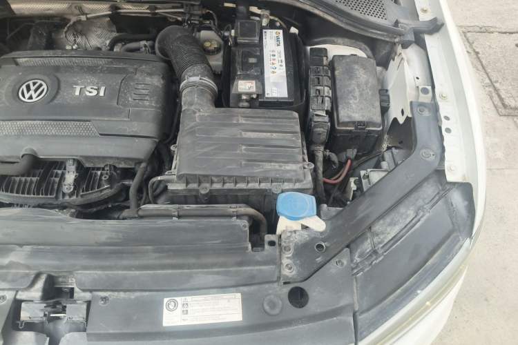 Used Volkswagen Tiguan L 2017 330TSI Automatic Two-Wheel Drive Flagship Edition Engine Bay Left