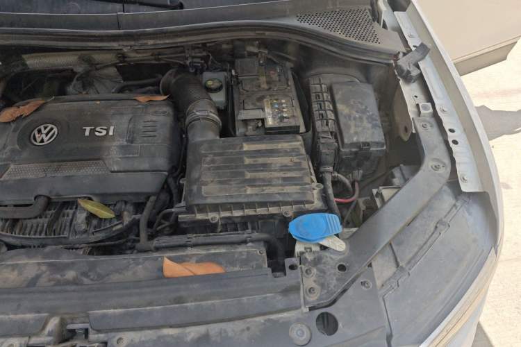 Used Volkswagen Tiguan L 2017 330TSI Automatic Two-Wheel Drive Flagship Edition Engine Bay Left