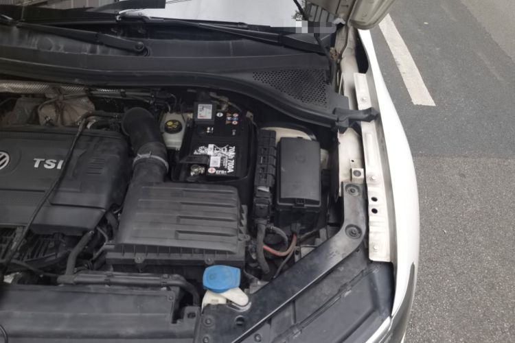 Used Volkswagen Tiguan L 2017 330TSI Automatic Two-Wheel Drive Flagship Edition Engine Bay Left