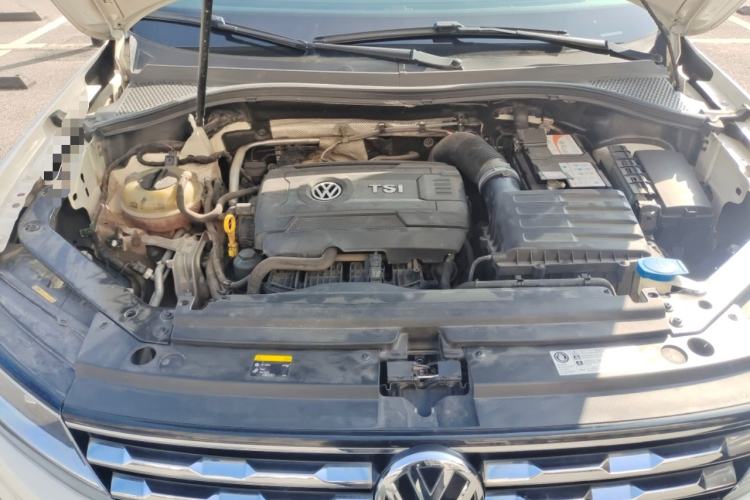 Used Volkswagen Tiguan L 2017 330TSI Automatic Two-Wheel Drive Comfort Edition Engine Bay