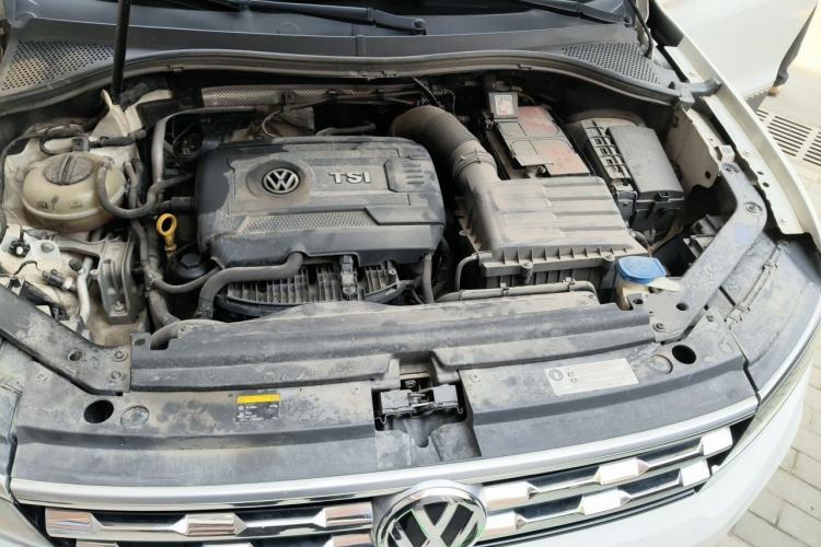 Used Volkswagen Tiguan L 2017 330TSI Automatic Two-Wheel Drive Flagship Edition Engine Bay