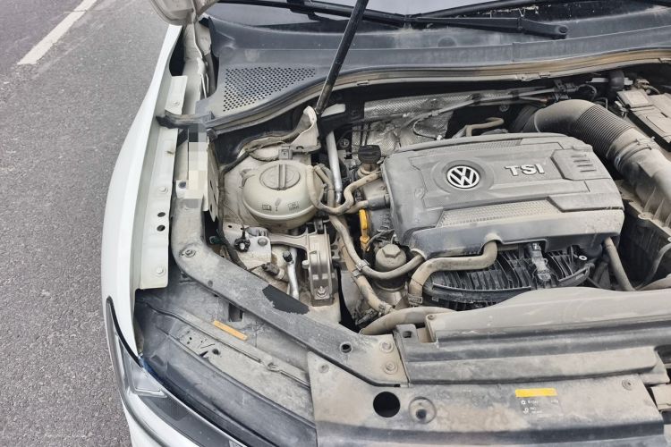 Used Volkswagen Tiguan L 2017 330TSI Automatic Two-Wheel Drive Luxury Edition Engine Bay Right