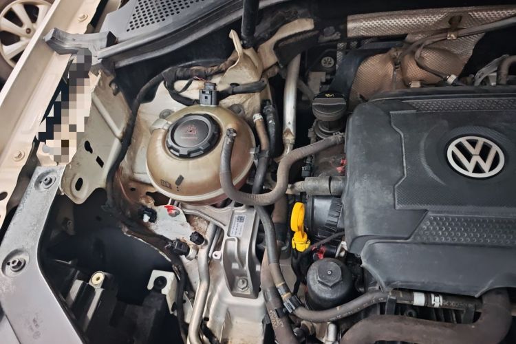Used Volkswagen Tiguan L 2017 330TSI Automatic Two-Wheel Drive Comfort Edition Engine Bay Right