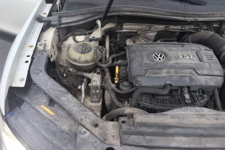 Used Volkswagen Tiguan L 2017 330TSI Automatic Two-Wheel Drive Luxury Edition Engine Bay Right