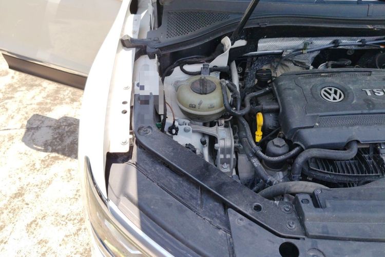 Used Volkswagen Tiguan L 2017 330TSI Automatic Two-Wheel Drive Flagship Edition Engine Bay Right