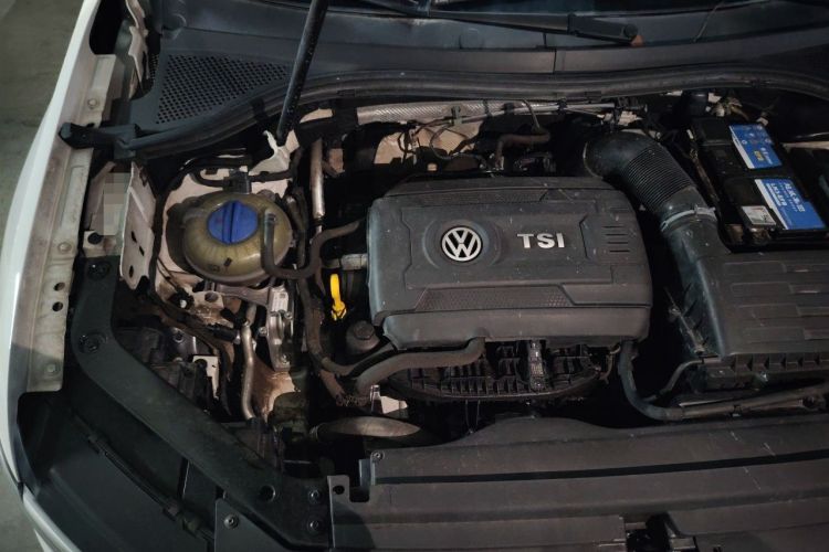 Used Volkswagen Tiguan L 2017 380TSI Automatic All-Wheel-Drive Luxury Edition Engine Bay Right