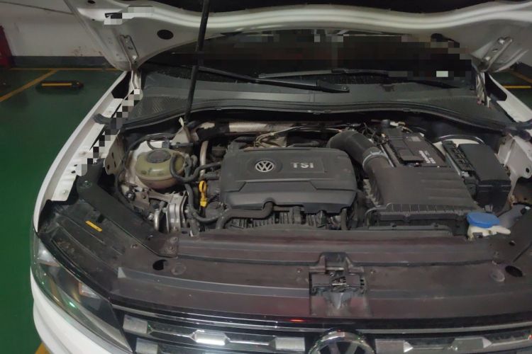 Used Volkswagen Tiguan L 2017 330TSI Automatic Two-Wheel Drive Luxury Edition Engine Bay Right