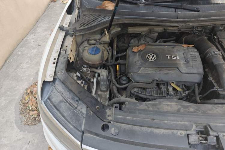 Used Volkswagen Tiguan L 2017 330TSI Automatic Two-Wheel Drive Flagship Edition Engine Bay Right
