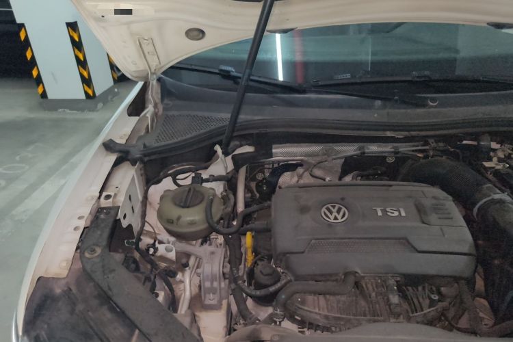 Used Volkswagen Tiguan L 2017 330TSI Automatic Two-Wheel Drive Flagship Edition Engine Bay Right