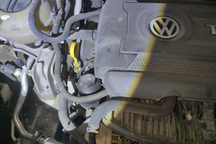 Used Volkswagen Tiguan L 2017 330TSI Automatic Two-Wheel Drive Comfort Edition Engine Bay Right