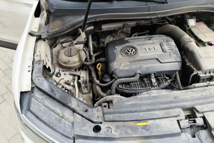 Used Volkswagen Tiguan L 2017 330TSI Automatic Two-Wheel Drive Flagship Edition Engine Bay Right