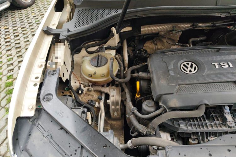 Used Volkswagen Tiguan L 2017 380TSI Automatic All-Wheel-Drive Luxury Edition Engine Bay Right