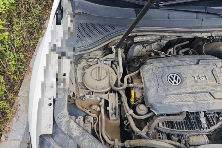 Used Volkswagen Tiguan L 2017 330TSI Automatic Two-Wheel Drive Luxury Edition Engine Bay Right