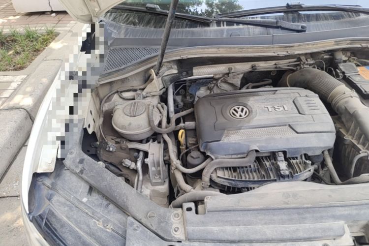 Used Volkswagen Tiguan L 2017 330TSI Automatic Two-Wheel Drive Comfort Edition Engine Bay Right
