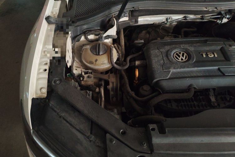 Used Volkswagen Tiguan L 2017 380TSI Automatic All-Wheel-Drive Luxury Edition Engine Bay Right