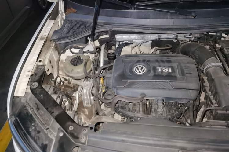 Used Volkswagen Tiguan L 2017 330TSI Automatic Two-Wheel Drive Flagship Edition Engine Bay Right