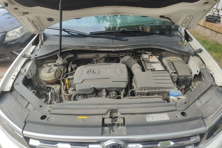 Used Volkswagen Tiguan L 2017 330TSI Automatic Two-Wheel Drive Flagship Edition Engine Bay