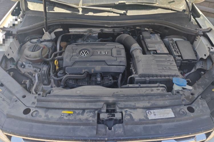 Used Volkswagen Tiguan L 2017 330TSI Automatic Two-Wheel Drive Luxury Edition Engine Bay