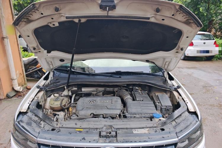 Used Volkswagen Tiguan L 2017 380TSI Automatic All-Wheel-Drive Luxury Edition Engine Bay
