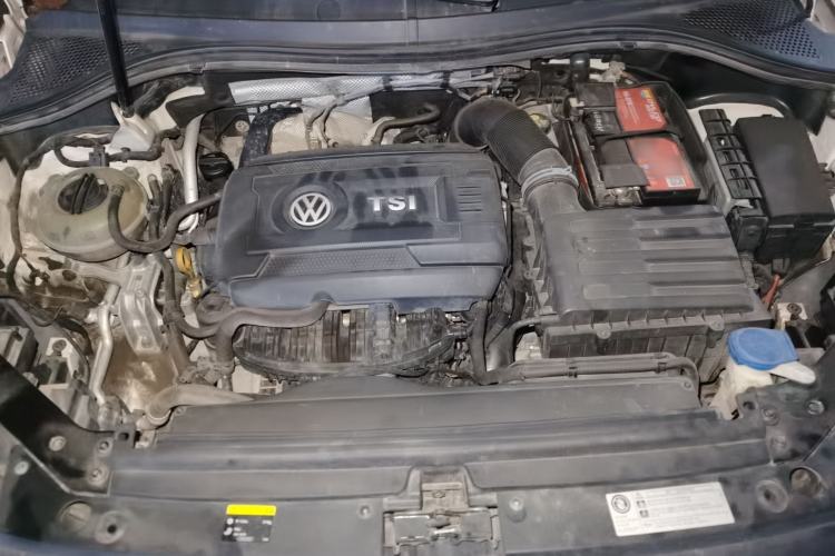 Used Volkswagen Tiguan L 2017 330TSI Automatic Two-Wheel Drive Flagship Edition Engine Bay