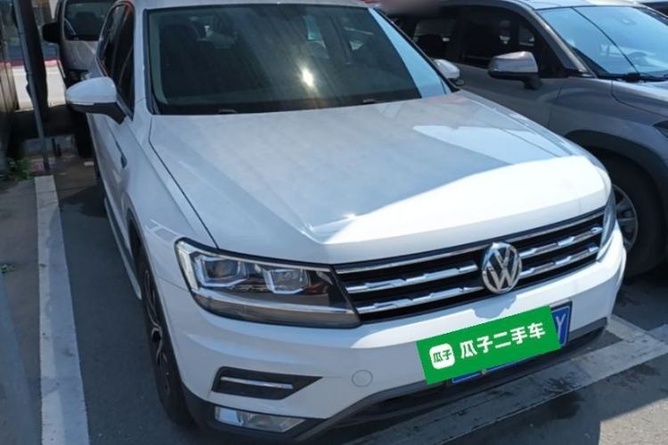 Used Volkswagen Tiguan L 2017 330TSI Automatic Two-Wheel Drive Luxury Edition Exterior 1