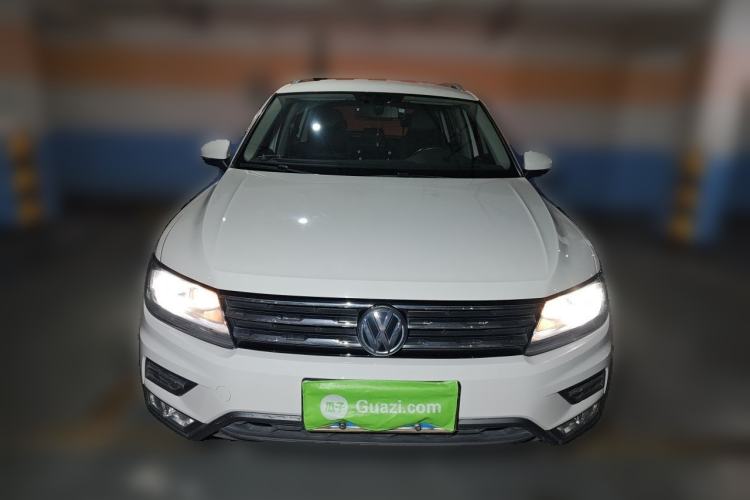 Used Volkswagen Tiguan L 2017 330TSI Automatic Two-Wheel Drive Comfort Edition Exterior 1