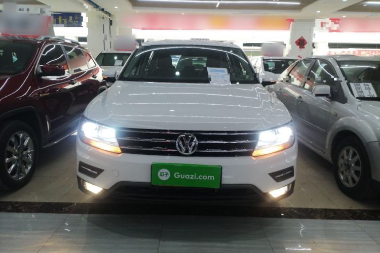 Used Volkswagen Tiguan L 2017 330TSI Automatic Two-Wheel Drive Luxury Edition Exterior 1