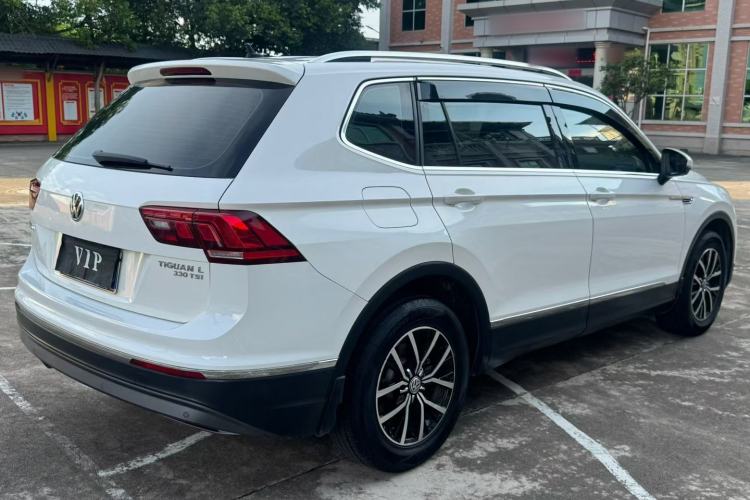 Used Volkswagen Tiguan L 2017 330TSI Automatic Two-Wheel Drive Comfort Edition Exterior 5