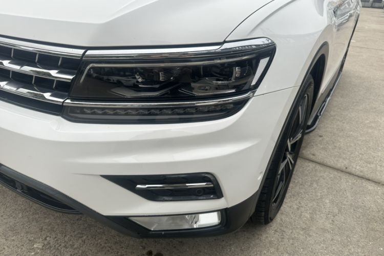 Used Volkswagen Tiguan L 2017 330TSI Automatic Two-Wheel Drive Flagship Edition Exterior 6