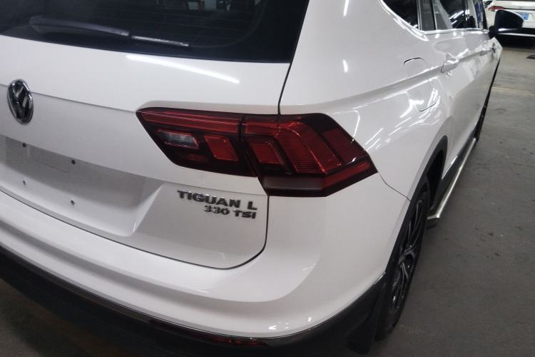 Used Volkswagen Tiguan L 2017 330TSI Automatic Two-Wheel Drive Comfort Edition Exterior 6