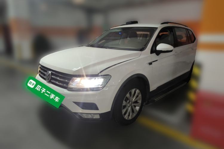 Used Volkswagen Tiguan L 2017 330TSI Automatic Two-Wheel Drive Luxury Edition Guazi used car, China used car export, Used car for sale, Used  cars, Cheapest cars for sale